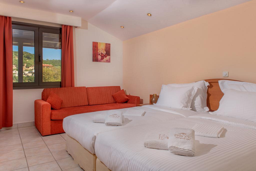 Pyrgos Hotel Ouranoupoli Eksteriør bilde