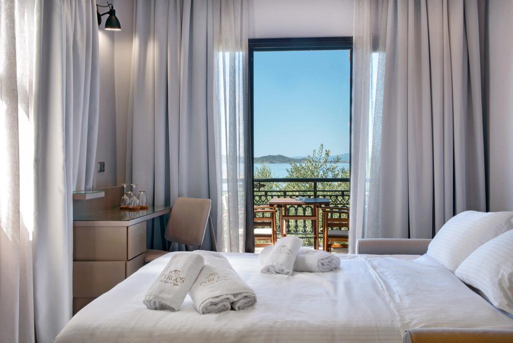 Pyrgos Hotel Ouranoupoli Eksteriør bilde